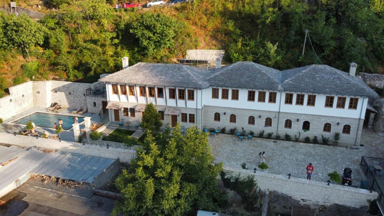Rose Garden Hotel Gjirokastër Dış mekan fotoğraf