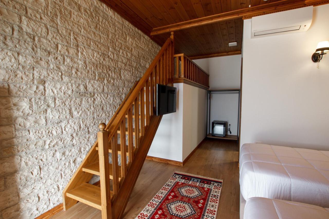 Rose Garden Hotel Gjirokastër Dış mekan fotoğraf